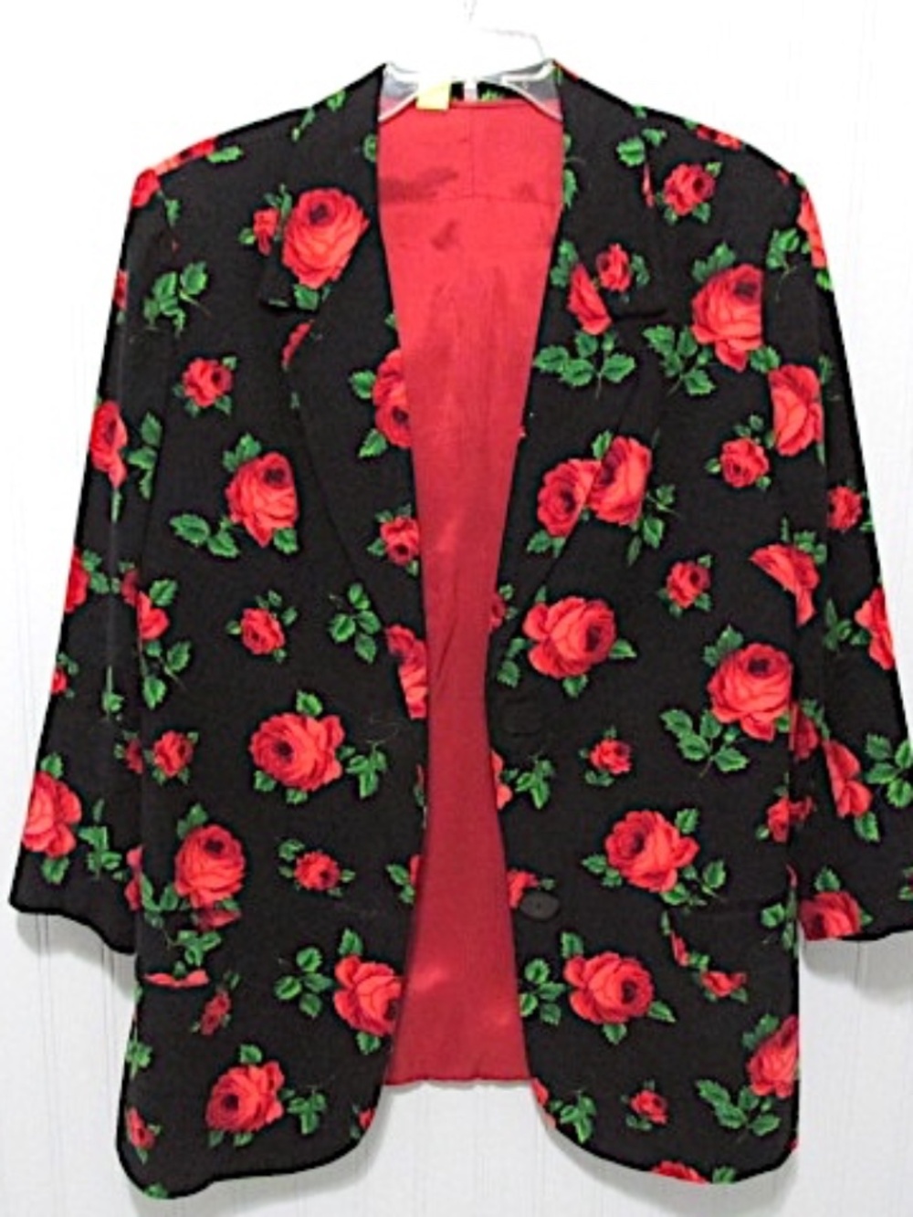 Unique VTG Artisan Black Velvet Jacket with Red Roses, Size M